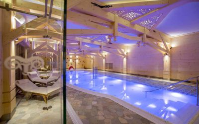 Offering an indoor pool and a restaurant, Aries Hotel & Spa is located in the ski resort town of Zakopane.