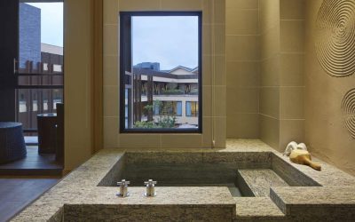 Located in Yuanshan and within 3.1 miles of Wanglongpi, The Westin Yilan Resort has a seasonal outdoor swimming pool, non-smoking rooms, and free WiFi.